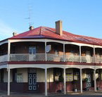 Brookton Club Hotel - Tourism Noosa