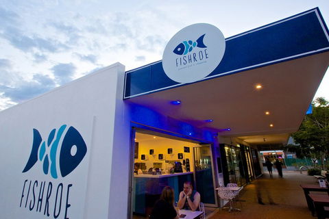 Fish Roe Gourmet Fish & Chippery - Tourism Noosa 3