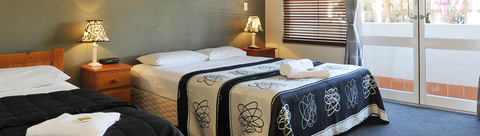 Bay View Hotel - Tourism Noosa 5