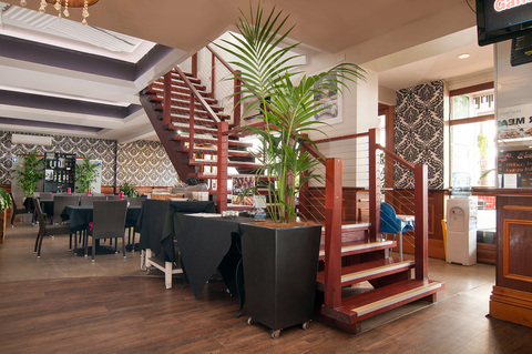 The Duporth Tavern - Tourism Noosa 4