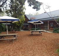 Victoria Hotel - Tourism Noosa