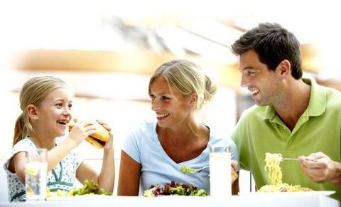 The Wattle Hotel - Tourism Noosa 1