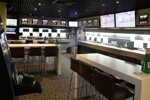 Club Five Dock RSL - Tourism Noosa 2