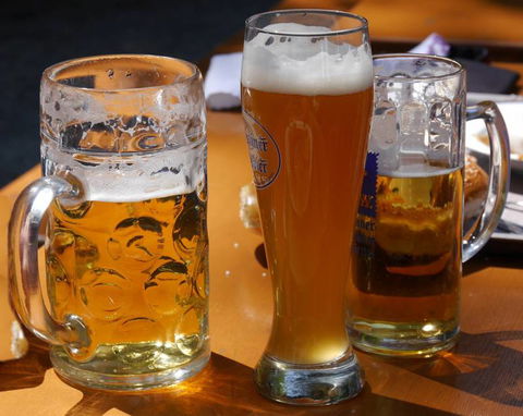 The Valley Tavern - Tourism Noosa 0