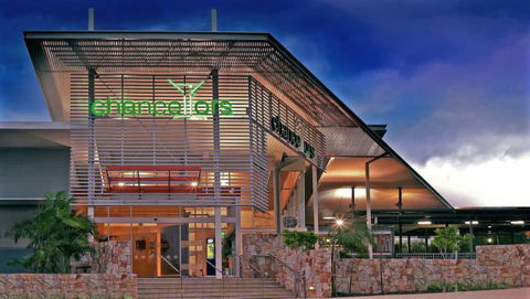 Chancellors Tavern - Tourism Noosa 4