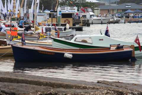 Davistown Putt Regatta And Wooden Boat Festival - Tourism Noosa 0