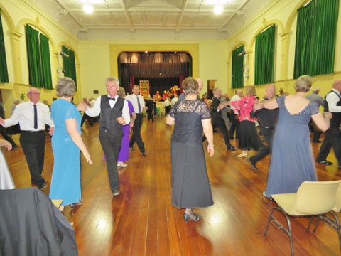 Old Style/New Vogue Dance Wallaroo - Tourism Noosa 0