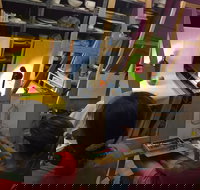 Art Classes with Violetta Strabic - Tourism Noosa