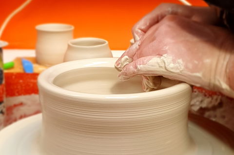 Beck Davies Ceramics Pottery Classes And Workshops - Tourism Noosa 1