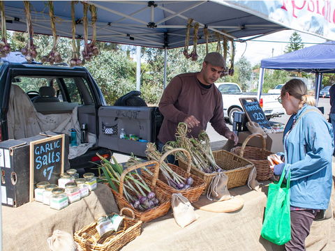 Coburg Farmers' Market - Tourism Noosa 0