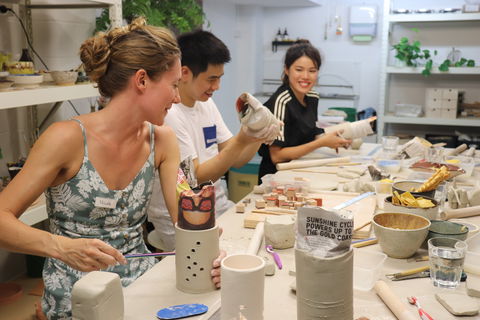Hand Building Pottery Classes - Tourism Noosa 0