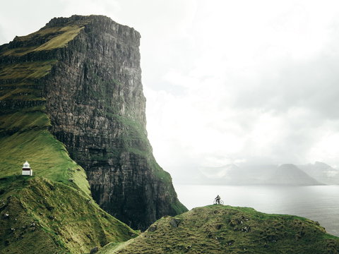 The Big Bike Film Night - Avoca Beach - Tourism Noosa 0