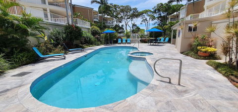Macquarie Lodge Apartments - Tourism Noosa 0