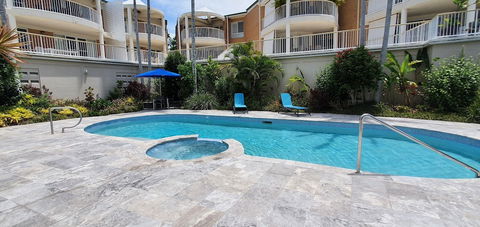 Macquarie Lodge Apartments - Tourism Noosa 3