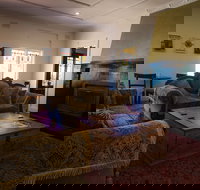 Hotel Blue - Tourism Noosa