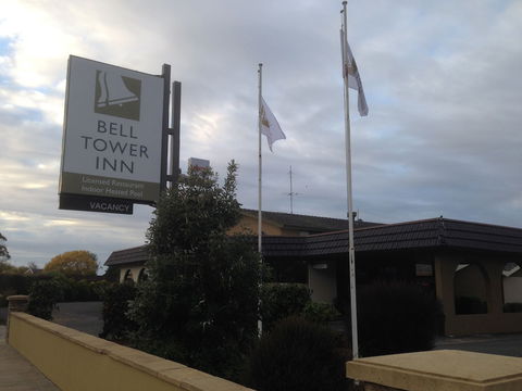 Bell Tower Inn - Tourism Noosa 0