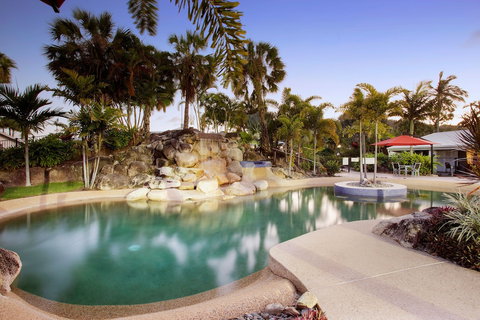 Mission Beach Resort - Tourism Noosa 2