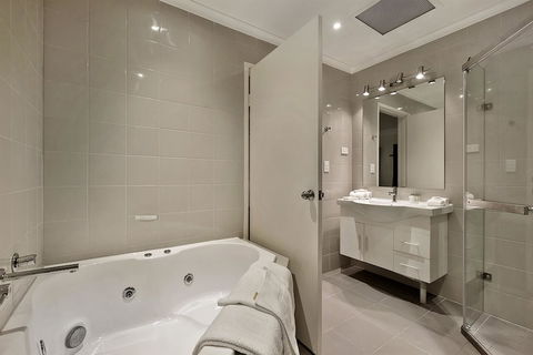 Best Western Plus Buckingham International - Tourism Noosa 4