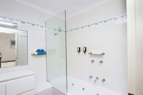 Fairway Motor Inn - Tourism Noosa 6
