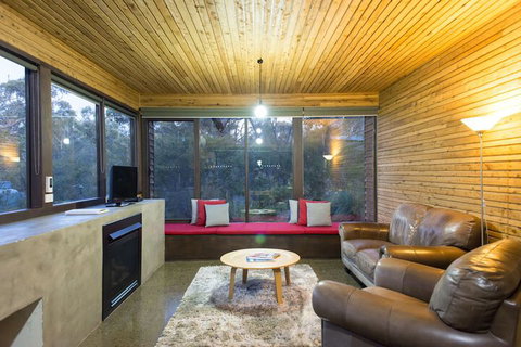 DULC Cabins - Tourism Noosa 5