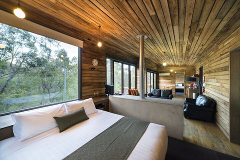 DULC Cabins - Tourism Noosa 4