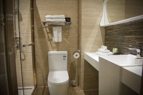 Eltham Gateway Hotel - Tourism Noosa 4