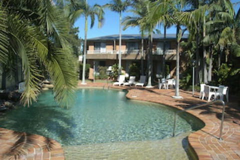 Galaxy Motel - Tourism Noosa 0