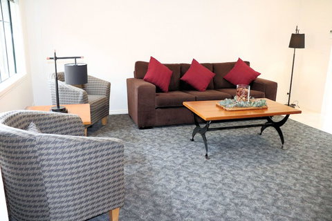 Fawkner Executive Suites & Serviced Apartments - Tourism Noosa 6