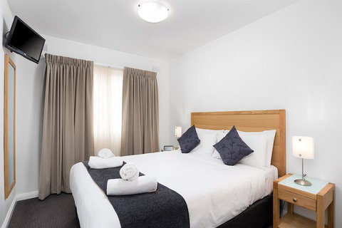 Fawkner Executive Suites & Serviced Apartments - Tourism Noosa 7