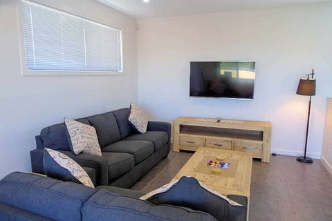 Fawkner Executive Suites & Serviced Apartments - Tourism Noosa 5