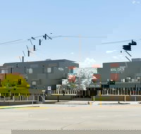 Adelaide Royal Coach - Tourism Noosa