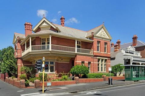 Gatehouse On Ryrie - Tourism Noosa 1