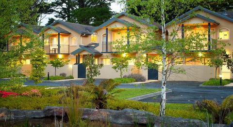Falls Mountain Retreat - Tourism Noosa 1