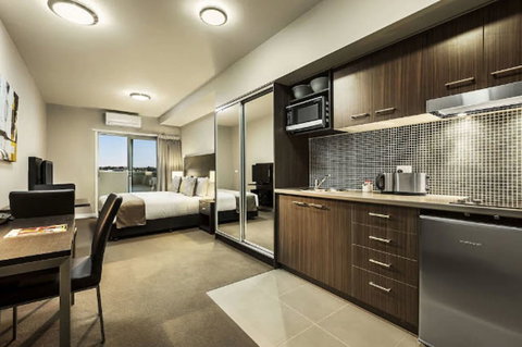 Quest Bundoora - Tourism Noosa 5