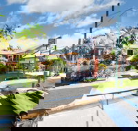 Tropical Queenslander - Tourism Noosa