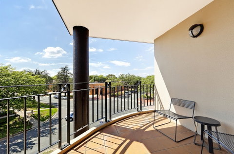 Astra Apartments - The Griffin - Tourism Noosa 6