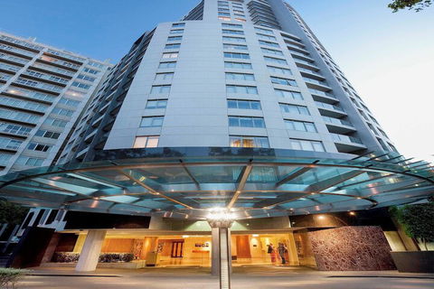 Quay West Suites Melbourne - Tourism Noosa 1