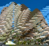 Beach House Seaside Resort Coolangatta - Tourism Noosa