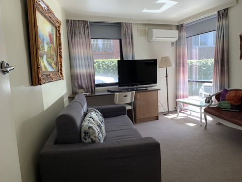 Albert Heights Serviced Apartments - Tourism Noosa 5