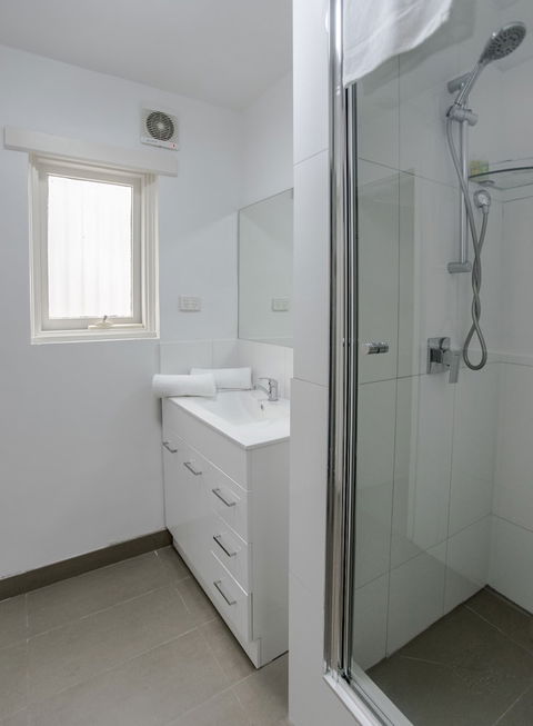 Albert Heights Serviced Apartments - Tourism Noosa 2