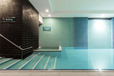 Oaks Glenelg Plaza Pier Suites - Tourism Noosa 0