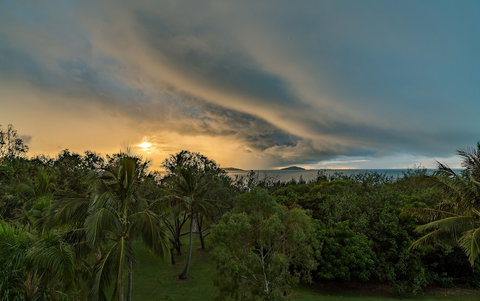 Ocean International - Tourism Noosa 0