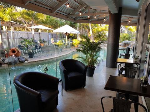 Ocean International - Tourism Noosa 3