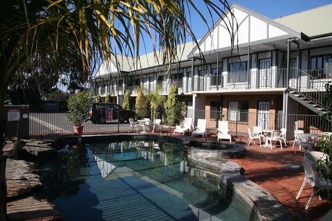 Ibis Styles Adelaide Manor - Tourism Noosa 0