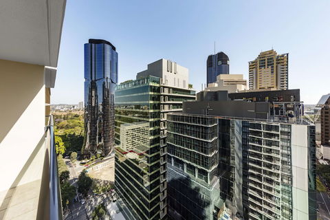 IStay River City Brisbane - Tourism Noosa 2