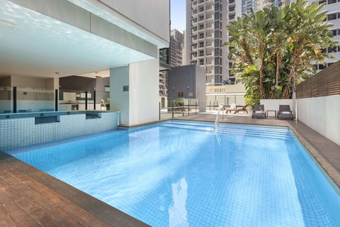 Oaks Brisbane On Charlotte Suites - Tourism Noosa 5