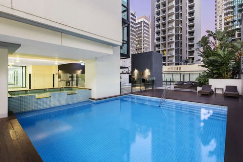 Oaks Brisbane On Charlotte Suites - Tourism Noosa 4
