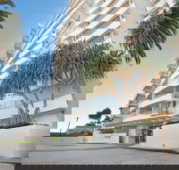 Grand Apartments - Tourism Noosa