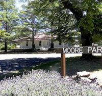 Moore Park Inn - Tourism Noosa