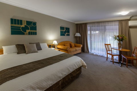 Club Inn Motel - Tourism Noosa 6